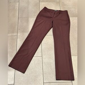 Express Size 2 Barely Bootcut Stretch Editor Low Rise Maroon Pants